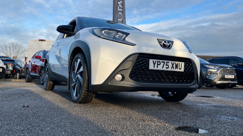 Toyota Aygo X 1.0 VVT-i Edge 5dr Petrol Hatchback